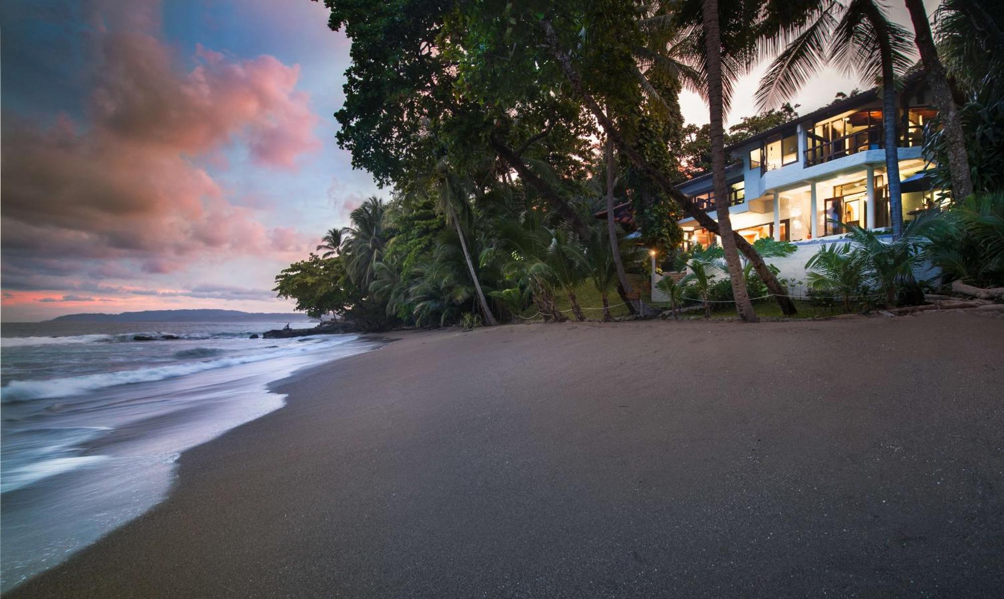 Elegant Costa Rican Villa With Oceanfront Infinity Pool Rio Grande Exterior photo